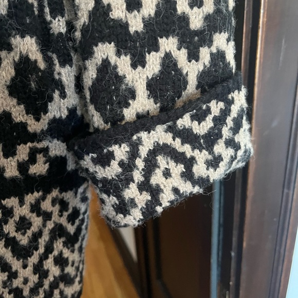 Artisan NY Long Open Sweater - Picture 4 of 5